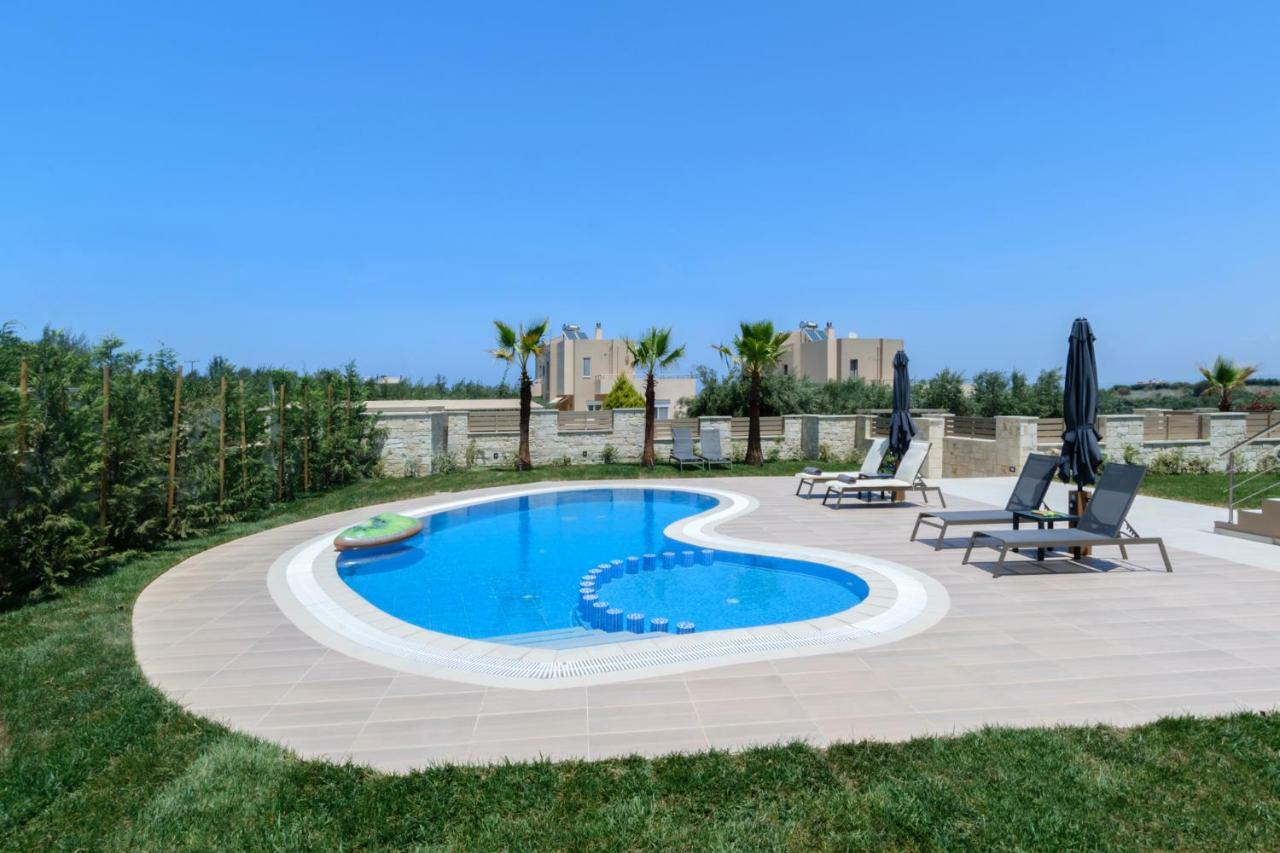 Villa Thalia Stalós Exterior foto